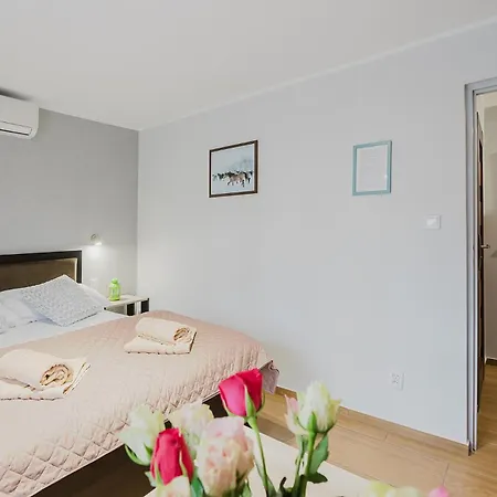 Pionow Pokoje Wawa - Adults Only Krynica Morska Room photo